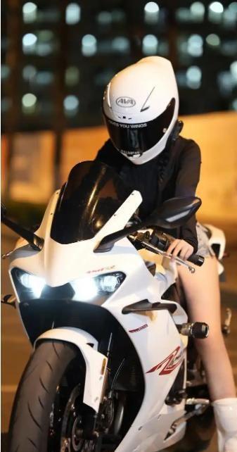 身亡现场惨状细节曝光就喜欢穿飙车！千亿球友会首页19岁机车女网红车祸(图20)